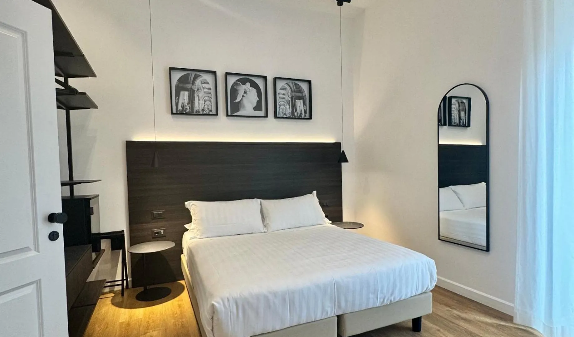 Museum Hospitality - Vatican Apartments Rome 0*,